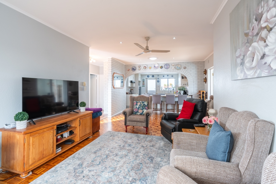 4 Bedroom Property for Sale in Edgemead Western Cape